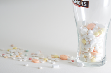 Intera&ccedil;&otilde;es medicamentosas: algumas bebidas comuns X medicamentos